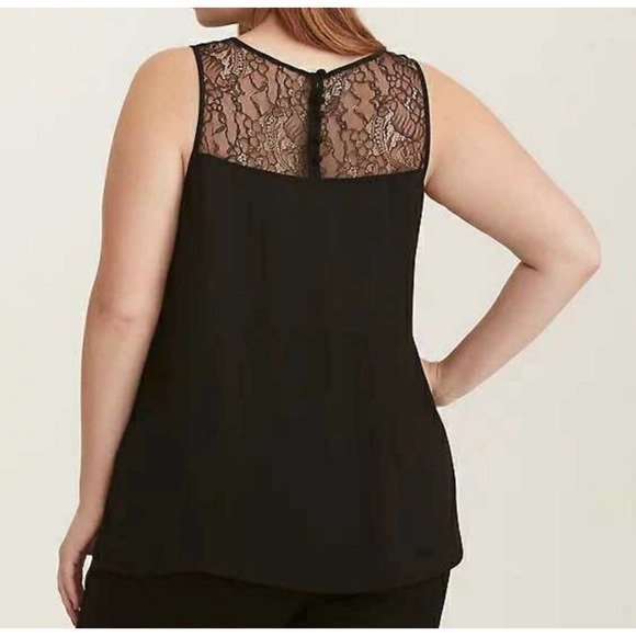 Torrid Black Lace Inset Georgette Tank / Size 1X - Picture 2 of 11